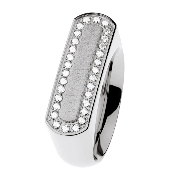 Ernstes Design, evia, Ring, R782